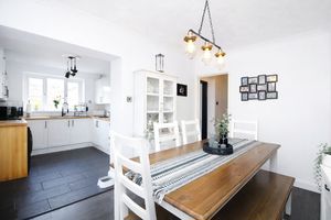 Dining Room- click for photo gallery